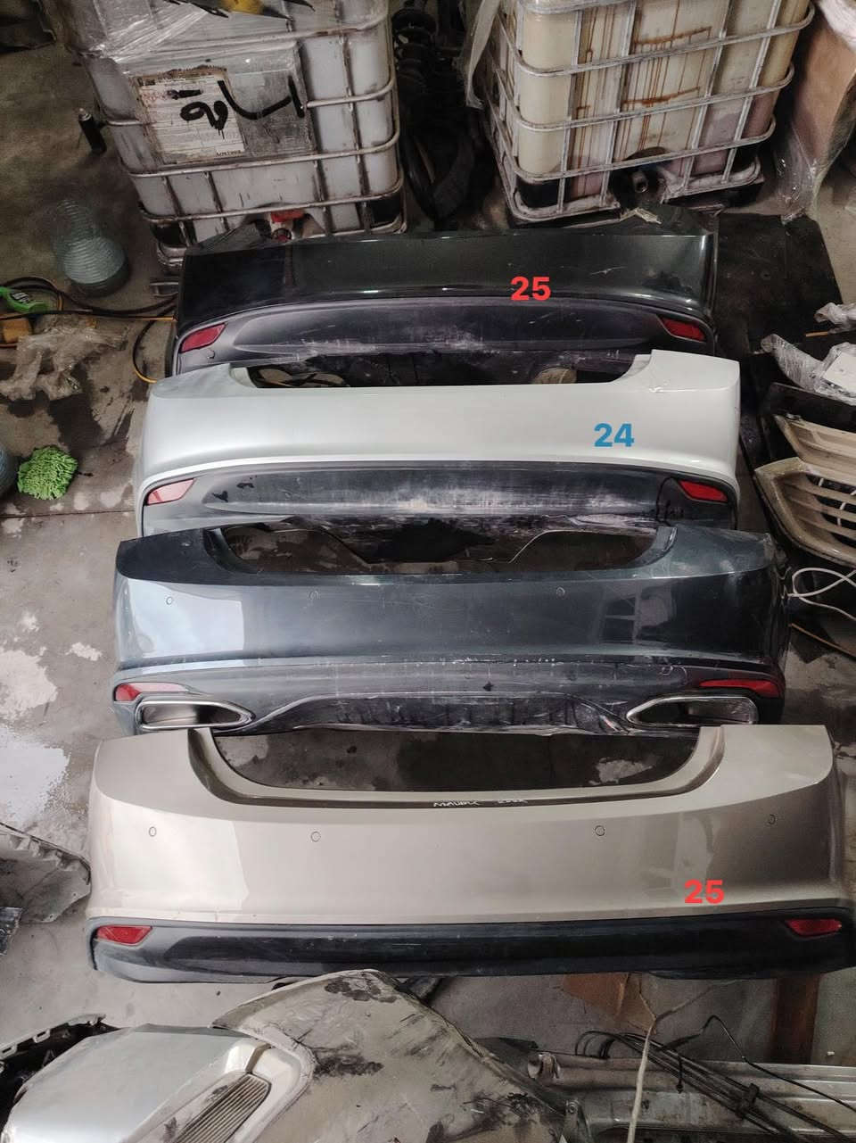 بسم الله وبفضل الله وصلتنا بضاعة جديدة إلى مجمع منذر شوفرليت ، تشمل قطع غيار شوفرليت عام أصلية تفصيخ بحالة ممتازة وبأسعار تنافسية. للطلب أو الاستفسار يرجى التواصل معنا مباشرة 
 ( *********** ) واتساب 
(***********) واتساب
 #بلايزر #ماليبو #اترين #كروز #ايكونكس
