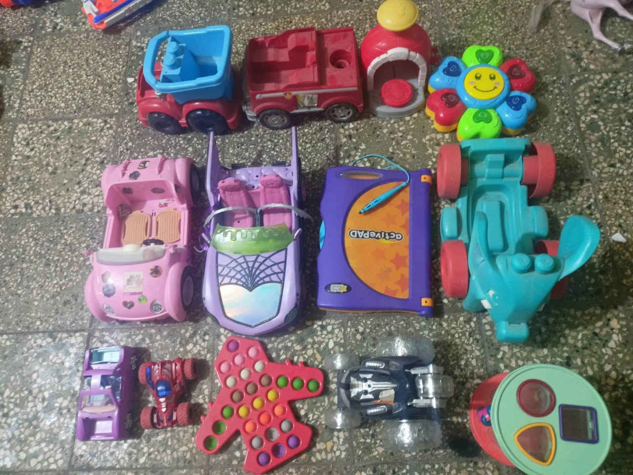 شلعه ألعاب بسعر مناسب سبب البيع عدم التفرغ


**إذا كنت صاحب هذا الإعلان وتريد حذفه لأي سبب، رجاءا أرسل رسالة إلى الدعم الفني**