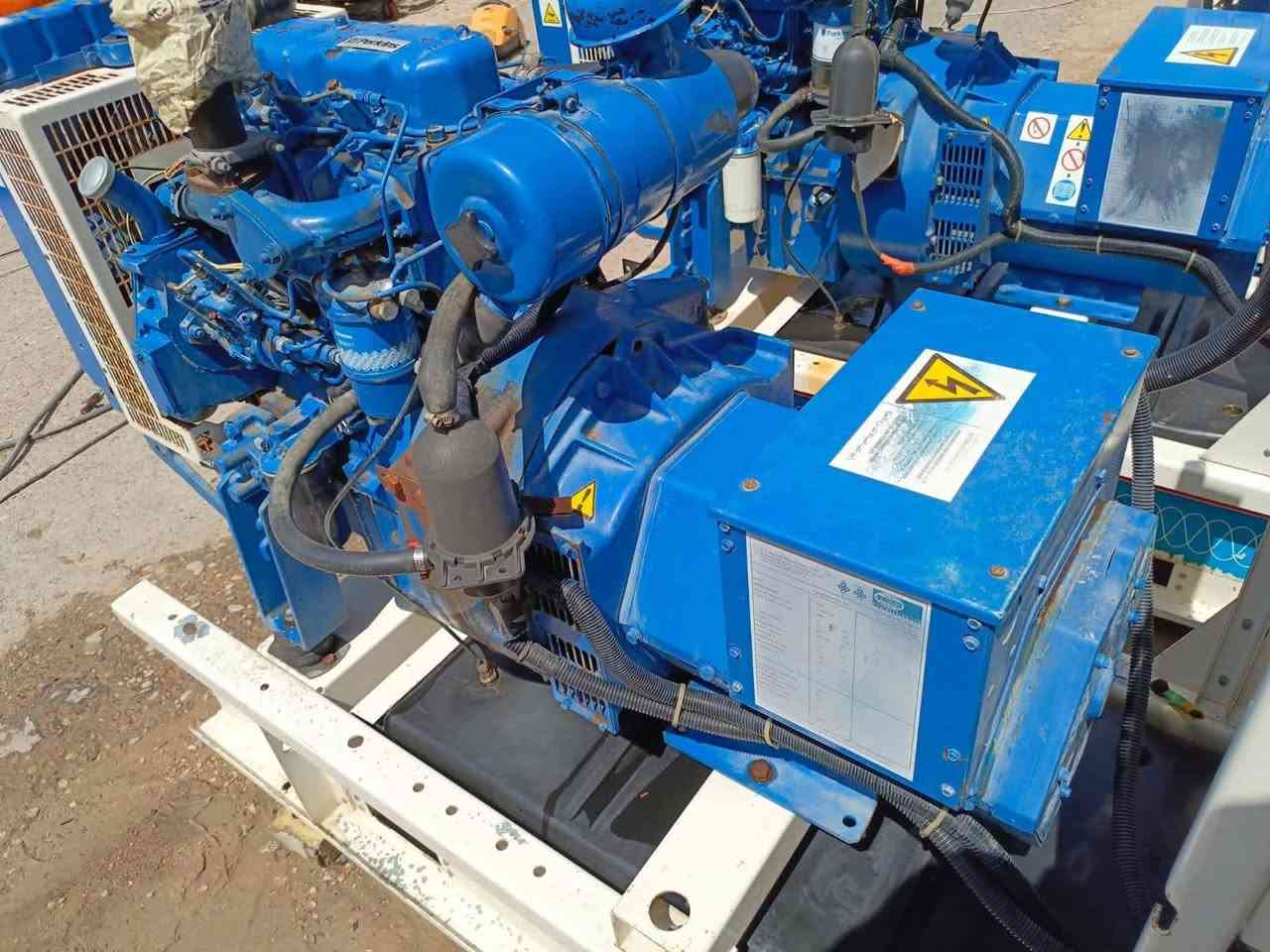 يتوفر لدينا بيركنز 3 بستم توليد لوري سومر انكليزي اصلي

30 KVA شرط النضافه والحمل مكفول

يكون تشغيل شاشه افجي انكليزي

العنوان الانبار فلوجه يوجد توصيل كافه المحافظات

الاستفسار الاتصال على الرقم *********** موجود واتساب
