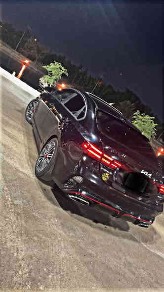 سلام عليكم 
كيا فورتي موديل 2023 
فول مواصفات GT
ماشيه 70
فتحه بصمه كشنات جلد 
 كشنات كهرباء 
كشنات حار بارد 
تشغيل من بعد 
شاشه تحكم ستيرن حساس أمام و خلفي 
رادارات جوانب 
كير ومحرك كفاله صدر أمامي و خلفي جديد بيه جاملغ أمامي فقط باقي كفاله
السعر 158وبيه مجال مكان السيارة بغداد البلديات رقم بغداد 
رقم ***********
