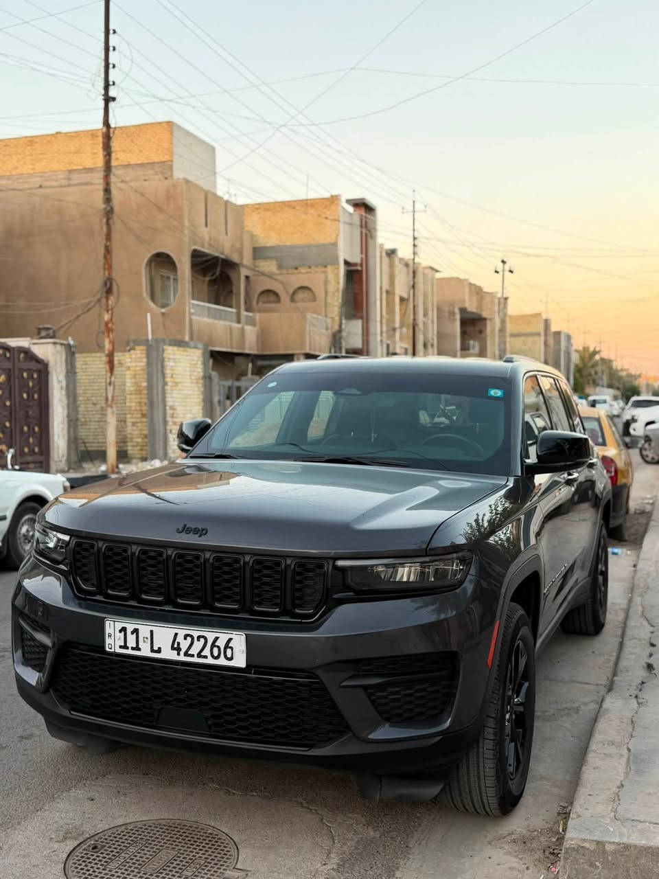 سلام عليكم جيب 2024 التتيوت ماشيه16 الف حادثها جدا بسيط عليها لوحه شبه مميزه للاستفسار***********
