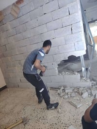 /  يوجد كادر عمل جاهز /  تصعيد مواد /  تنضيف بيوت /  تفليش /  تكشيط / ...