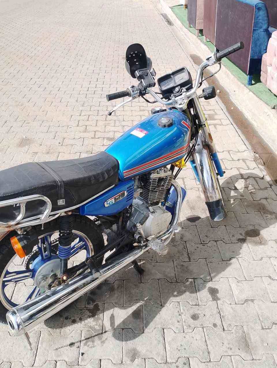 السلام عليكم للبيع دراجه نضيفه موديل 20 وكيله العارضي المكان نجف السعر 650 وبيه مجال حك الجيه ***********
