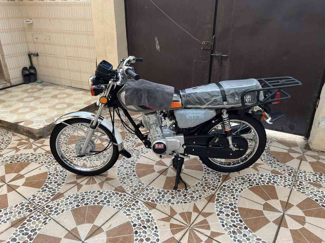 دراجه نامه متياز نضافه 100/100 اي نقص مابيه لسعر 725 او بيه مجال مويل 2026 لمو شراي ليتعبني مكان ديالى بعقوبه بهرز اي ستفسار ***********
