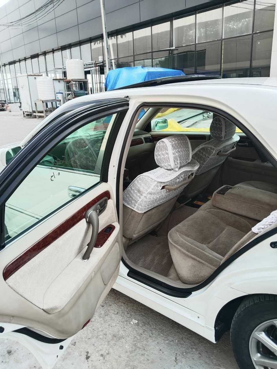 سلام عليكم ورحمه الله وبركاته 
سياره قماره فقط والباقي كفاله 
البيع ملكه انبار قرار ٤٨ تسجيل جديد 
سجلت ب ٢٠٢٣ قرار قرار تحويل مباشر 
مواصفات سياره دكمتين كرستال 
فتحه أربع كشنات كهرباء برده 
كامرات اريل امامي حديده جديده 
تخم ويل نفطي جديد وتخم تاير 
تحويره نجف دشبول امارات 
عارضه ب ١٣٠ وبيه مجال 
***********
***********
