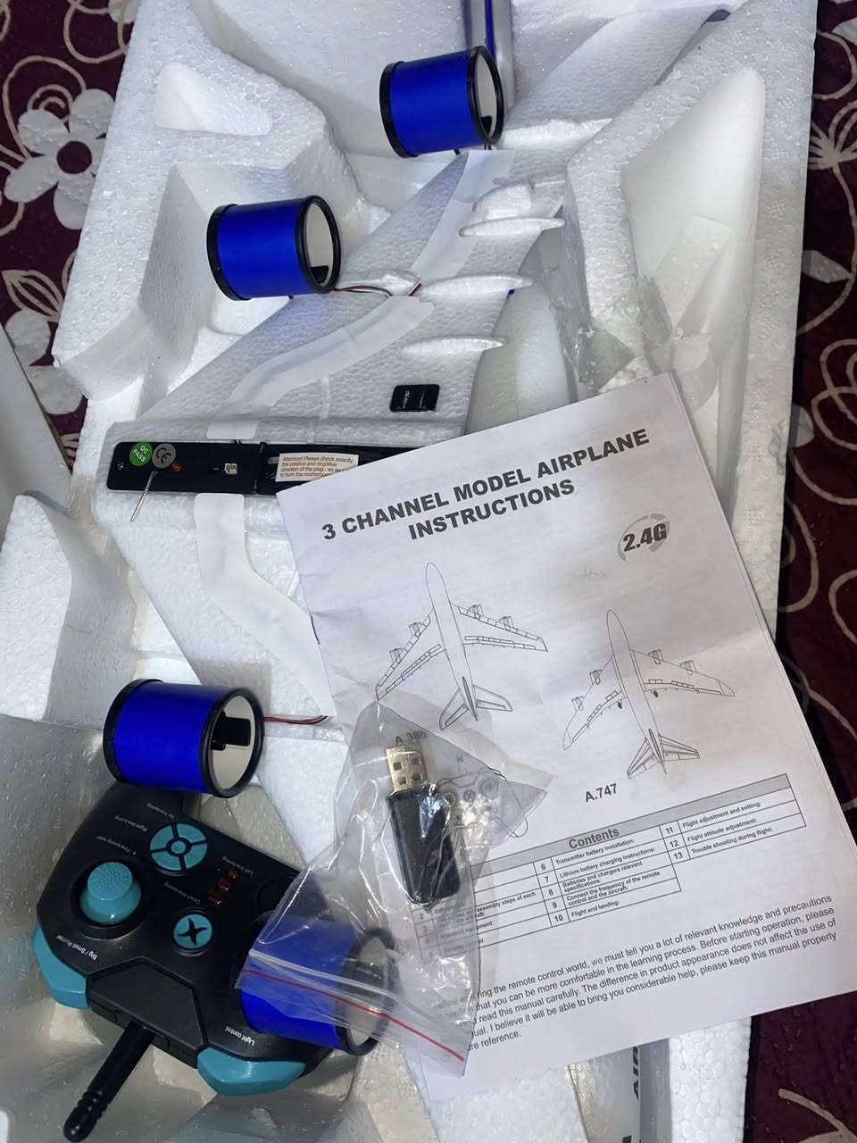 ✈️ للبيع: طائرة بوينج 747 ريموت كنترول (شبه جديدة) - بسعر لقطة!
التفاصيل:
• الموديل: Boeing 747 Airliner (Model Airplane).
• الحالة: شبه جديدة (مستخدمة تجربة فقط وبكامل ملحقاتها ونظافة الكرتون).
• نظام التحكم: 3 قنوات (3 Channel) - تحكم كامل بالصعود والنزول والالتفاف.
• التردد: 2.4GHz (مدى بعيد وبدون تداخل إشارات).
• المميزات: * مصنوعة من مادة الـ EPP المرنة والمقاومة للصدمات (صعبة الكسر).
• تحتوي على إضاءة LED ليلية قوية ومميزة.
• تدعم حركات بهلوانية (Forward Flip) وإقلاع يدوي.
• الملحقات: الطائرة + الريموت كنترول + البطارية والشاحن الأصلي.
السعر ومعلومات البيع:
💰 السعر النهائي: 50,000 دينار عراقي (قفل).


**إذا كنت صاحب هذا الإعلان وتريد حذفه لأي سبب، رجاءا أرسل رسالة إلى الدعم الفني**