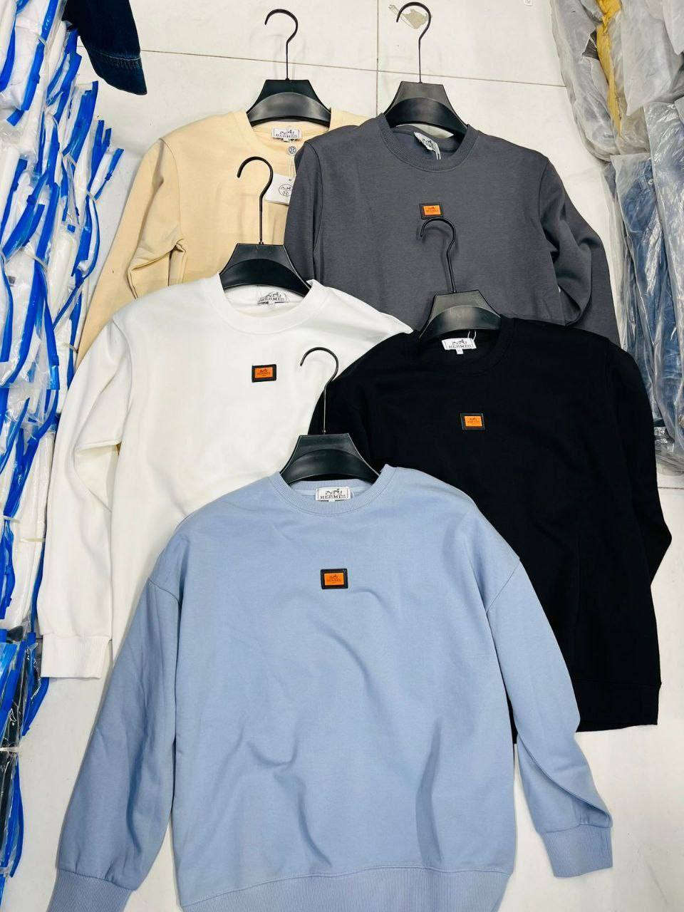 سويتر رجالي صيني خامه درجه اولى 
القياس 
،l/3xl
الشد 15قطعه ب//112
القطعه 7ونص
الموديل بألوانه يجي
🔸البيع بالجملة فقط، أقل حجز هو  درزن.
⚠️لإجراء الحجز، يرجى إرسال الكمية، الصور، العنوان، ورقمك عبر الماسنجر أو واتساب على الرقم (***********)
https://t.me/jsowwhepvssjsk
