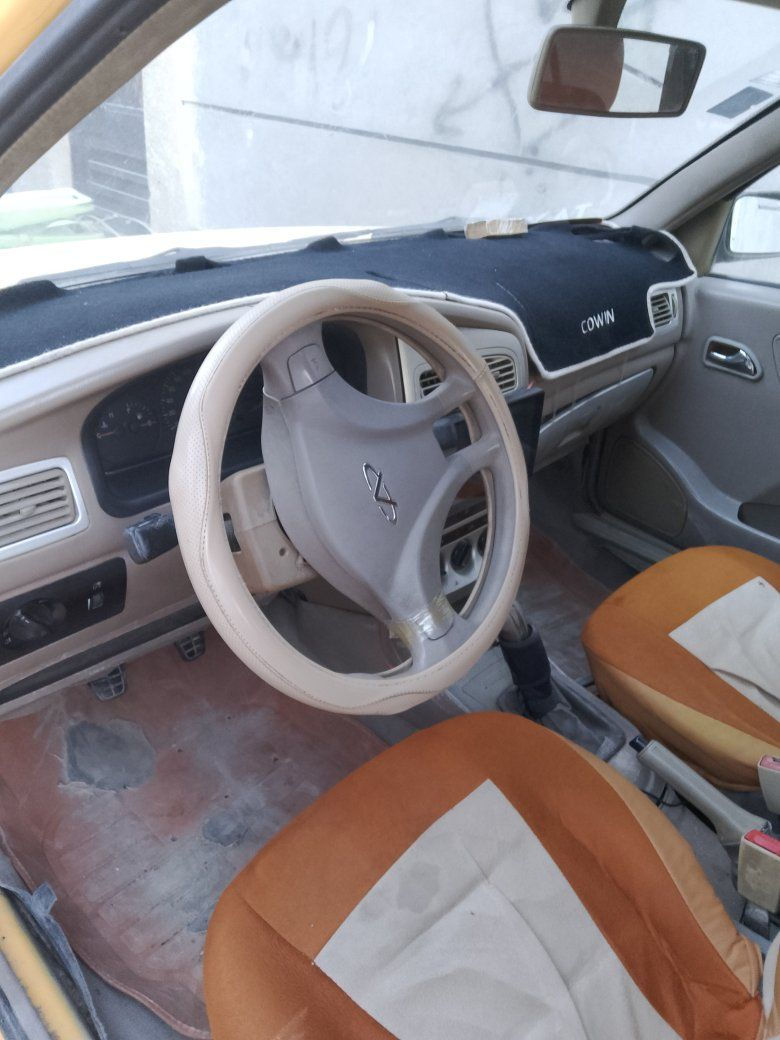 سلام عليكم ورحمة الله وبركاته 
شيري كوين رقم بغداد إنكليزي . للبيع موديل 11 كير او محرك بلاد سيارة مكفولة . تبريد جديد . كشرها احله من الي بصورة سيارة جاهزة ومصفرة هيأءة وغرامات السعر 31 وبيها مجال
العنوان بغداد الدورة المهدية الثانية للاستفسار *********** مجيد أبو وسام
