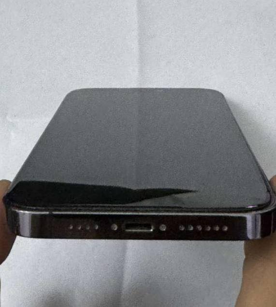 ١٤برو ماكس للبيع جهاز فقط ضهر سعره ٨٠٠بي مجال مكاني بصره ابو الخصيب كارتونه موجود جهاز شرق اوسط ***********تواصل وتساب
