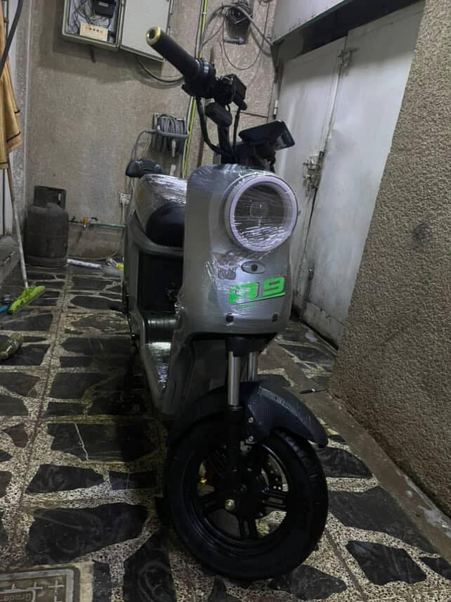 موديل 2025
دراجه مستعمله شهر ونص
بطاريات وينلي
36V
جاملغ كاربون فايبر 
 صدر دبلات رياضي اصفر
يدات رياضي اصفر 
ولف رياضي اصفر 
بيه نقوصات كلش قليل 
سعر 475وبيه مجال 
ا


**إذا كنت صاحب هذا الإعلان وتريد حذفه لأي سبب، رجاءا أرسل رسالة إلى الدعم الفني**