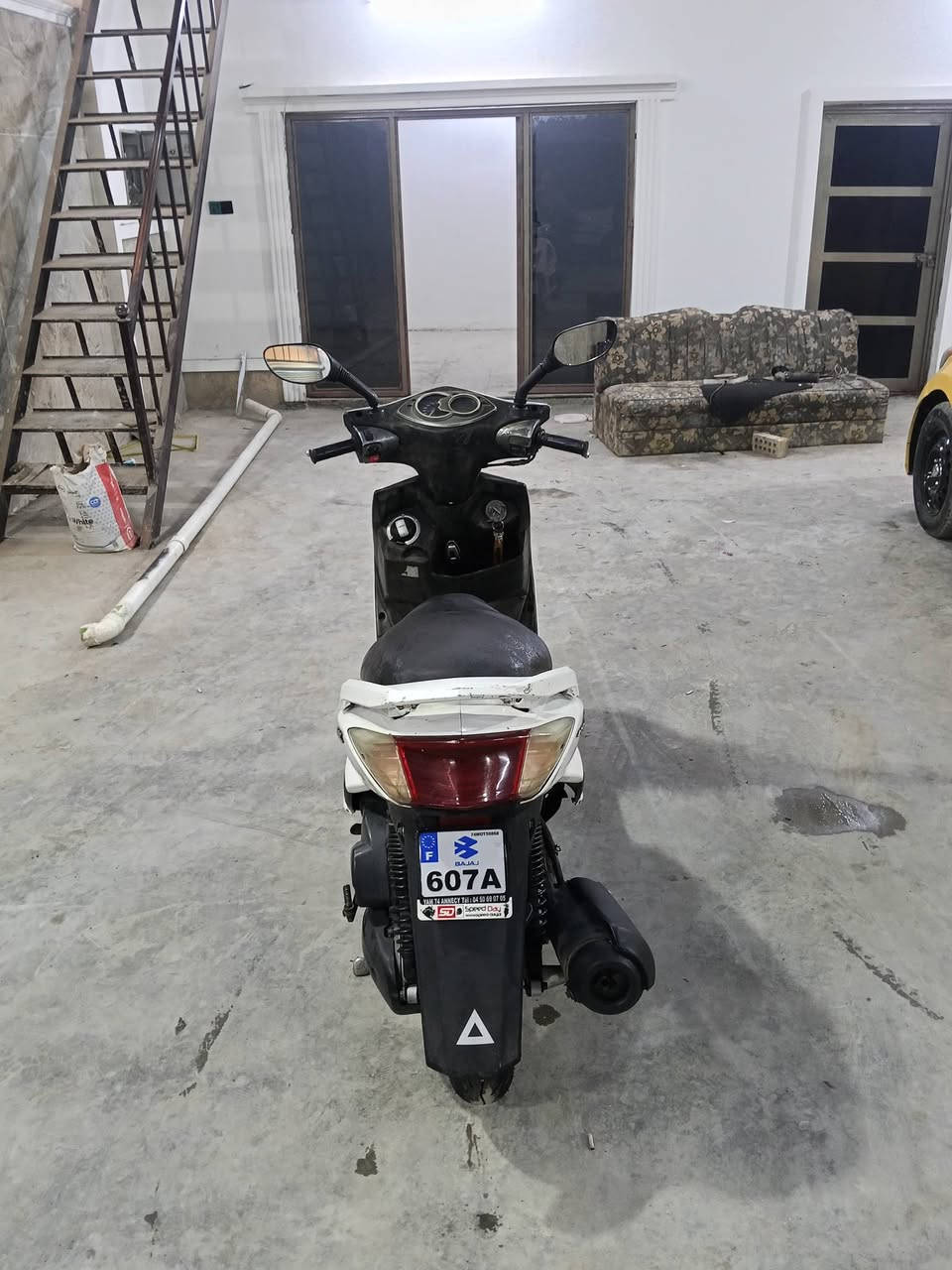 دراجه سكنس نوزل فحل ياباني نظيفة قبق نفخ سكليتر خطين سلف هندر كهربائيات كلها شغاله مكينه ناعمه شلعه قويه اوراقها كامله مكاني الشعب سعرها 750 بيها مجال
التليفون ***********
