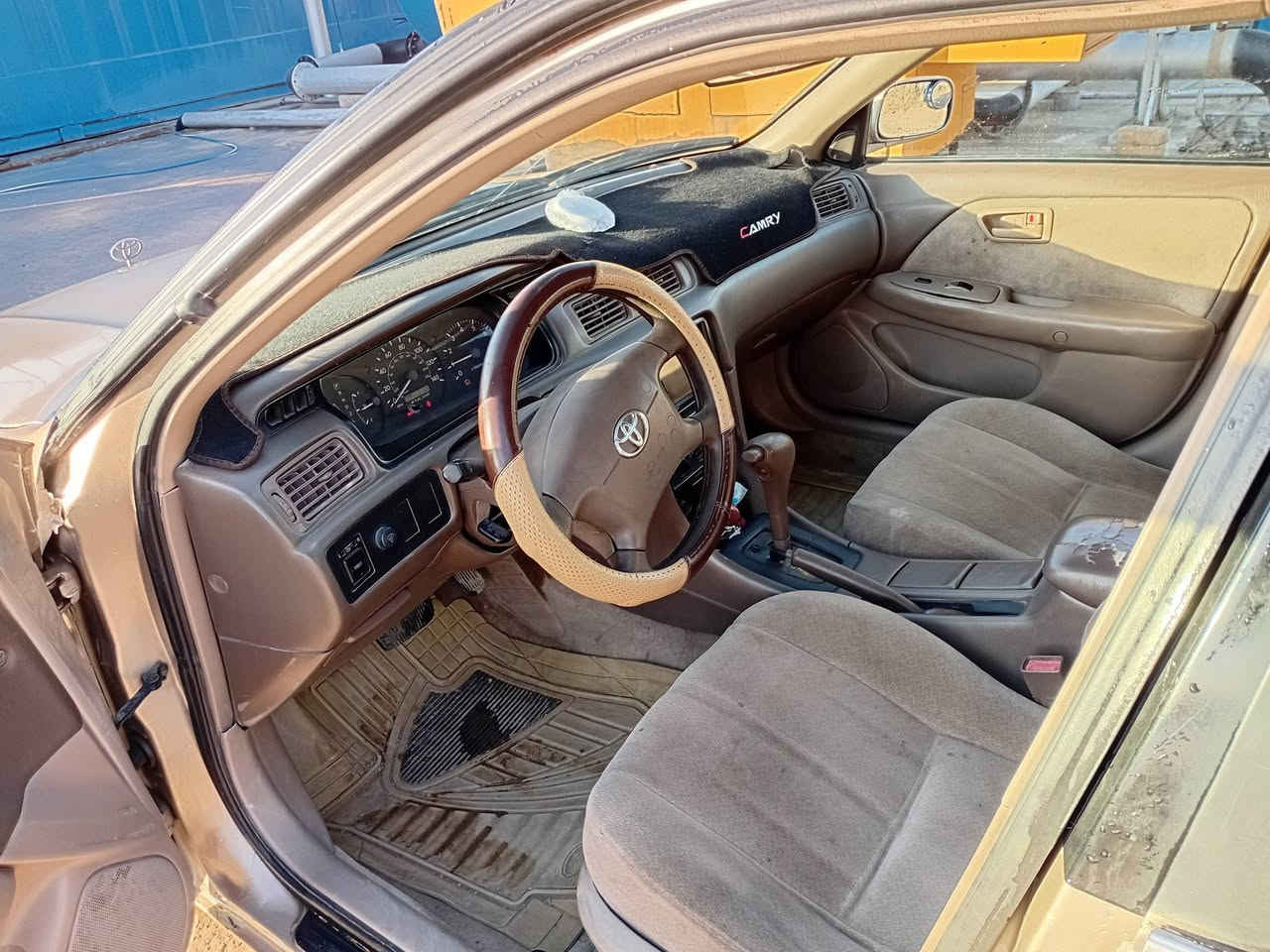 كامري موديل ٢٠٠٠ محرك ٢٢٠٠ صبغ عام سنوية ٢٠٢٩ بسمي السعر ٧٣ مكان واسط الصويرة رقمي ***********
