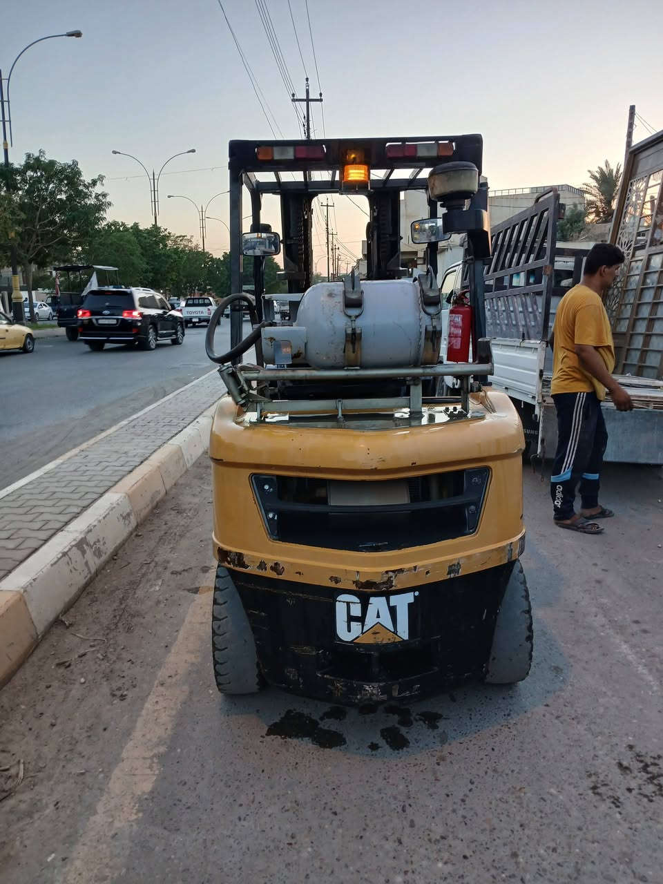 رافعه كات 3طن منفيست ولوحات كاتي دخول جديد للعراق ٣ سلايتات غاز وبانزين ***********
