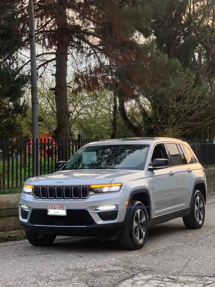 کـــــــوردی - عربي

🔸. جێپ گڕاند شیڕۆکی 
🔸. مـــــــۆدیل / 2023 
🔸. مواسفات /  لیمتید 
🔸. پانۆڕاما . دبل ئەکسل 
🔸. مەکینە / V.4 _20 هایبرێد 
🔸. ڕۆیشتن / ٤٠ هەزار میل 
🔸. ژمارە کاتی شکاوە 
🔸. سبوغ یەک چاملغی سایق 
🔸. بێ ناوگرتن ، ئێڕباگ سیستەم 

. نـــــــــرخ ( ٣٠٥ $ ) معاملە 
. ناونیشان هەولێر ئازادی 

گۆڕینەوە نیە تەنها فرۆشتن 
. واتس ئاپ / ***********

__________________________

عربي : فقط بیع نقدي 
بدون مراوسة ، بدون اقساط 

🔸. جیب كراند شیروكي 
🔸. مــــــــودیل / ۲۰۲۳ 
🔸.مواصفات / لیمتید 
🔸. بانوراما ، دبل آكسل 
🔸. محرك / V.4 _20 هایبرید 
🔸. ماشي /  ٤۰ آلف مــــیل 
🔸. رقم كاتي ، باقي شهر 
🔸. صبغ جاملغ آمامي سایق 
🔸. بدون دواخل ، آیرباك سیستم 

🔸. سعـــر  ( ۳۰٥ $ ) معاملة 
🔹. عنوان آربیل آزادي 

. واتس اب / *********** أربيل, العراق
