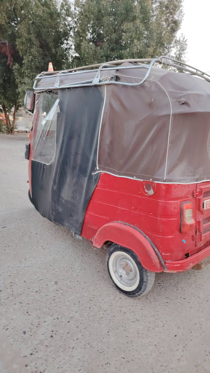 تكتك للبيع ١٨ أوراق اصلي ب٣٧٠٠ بيه مجال المكان الحله رقم ***********
