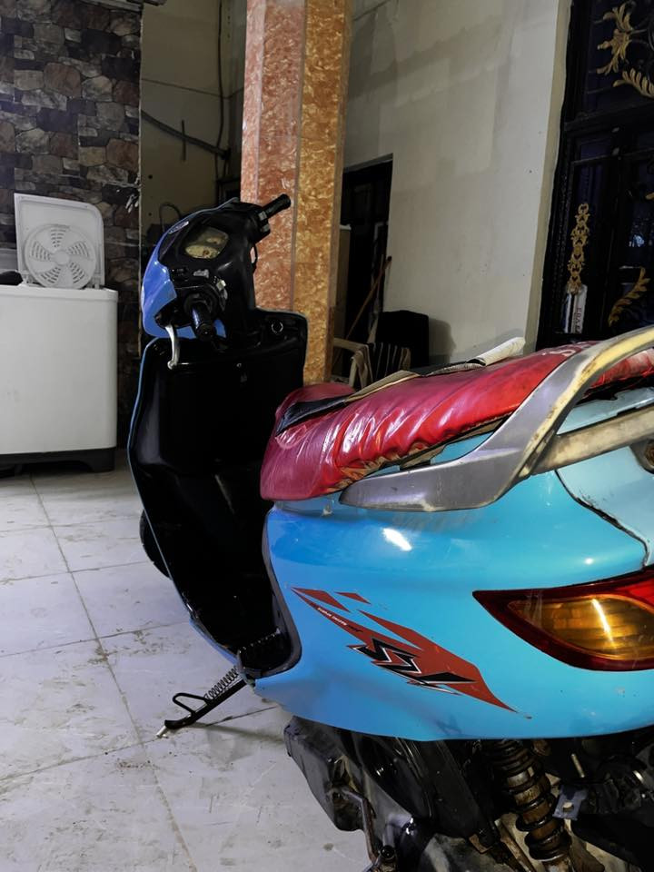 السلام عليكم 
دراجه فراشه للبيع  مكاني الديوانيه حي الفرات 

نضيفه كلش مثل الصور واكثر 
شغاله كل كهربائياته سلف هندر
السعر خاص (خاصصص)
متواجد ماسنجر و واتساب علرقم 
***********
