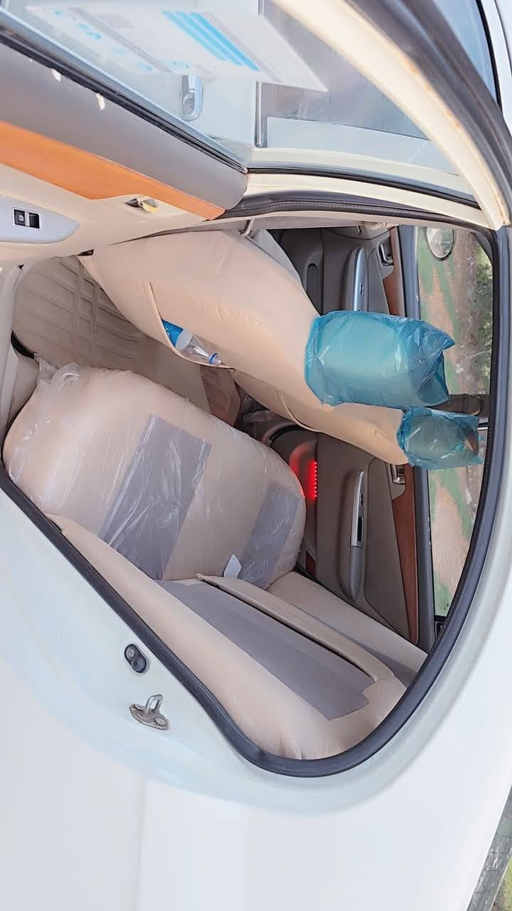 السلام عليكم اليفان للبيع رقم بغداد نكليزي بسمي السعر 45 وبيها مجال المكان واسط العزيزيه *********** @ اتصل وبيك خيروتدلل
