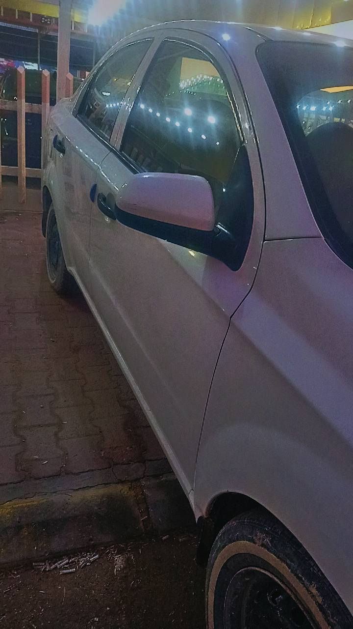 افيو مديل 2009  رقم نجف الماني سنوية لل 27 سيارة نضيفة مكفولة من الضربة بيها صبغ قليل بلجاملغ والباب فقط 
باقي التفاصيل تواصل واتساب ***********
