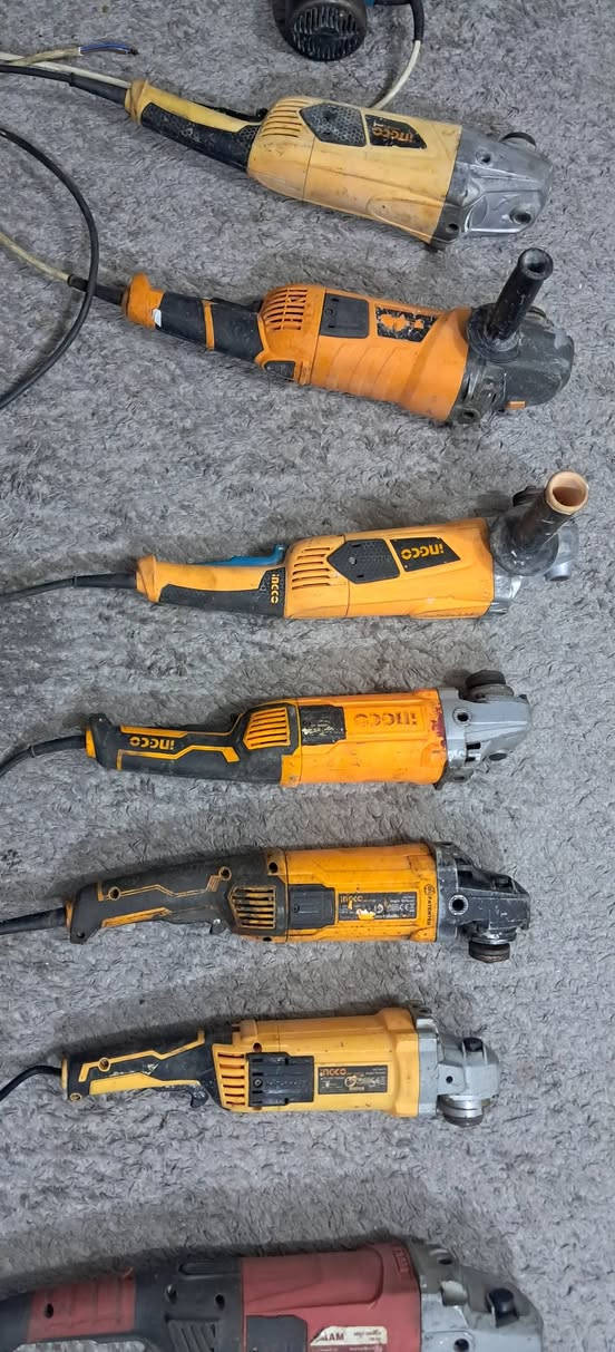 السلام عليكم شغالات على الفحص مكان مدينة الصدر للاستفسار خاص او الاتصال يوجد توصيل ***********
