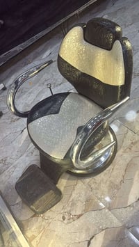 بصرة حيانية • كراسي