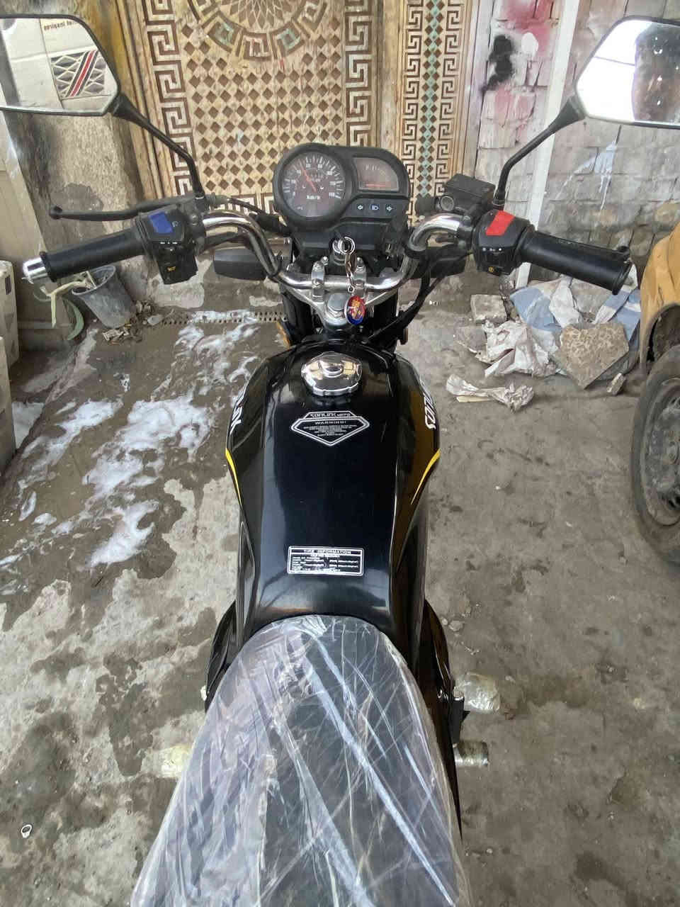 سلام عليكم دراجه ماكس موديل 2025دراجه نضيفه مكينتهة قليل بحقهه اكول نضيفه كهربائيات شغاله كله اشاير علا دشبول نكرة سلف  ونضافته شوف عينكم بل صور دراجه ما مشتغلة اهواي مكاني بغداد  سعر 925وبيعه مجال حك اجية رقم ***********
