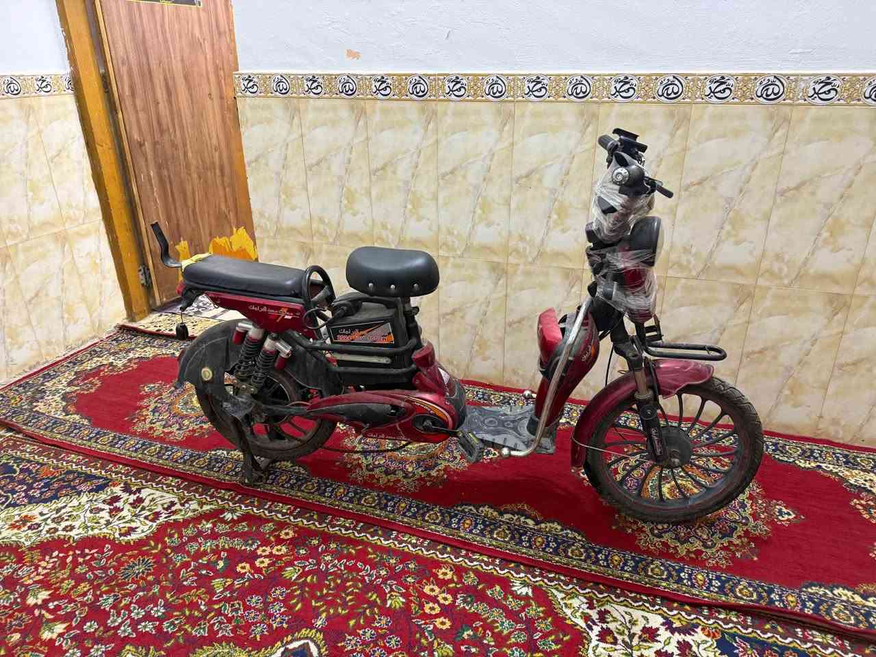 دراجه شحن باتريه ضعيف كلش يحتاجن تبديل 
دراجه تحتاج بس باتريات وكدام عينك هيه شوفه وقيمه عنون بصره حيانيه شارع القاىد قرب تناكي موسى الكاضم *********** البصرة, العراق
