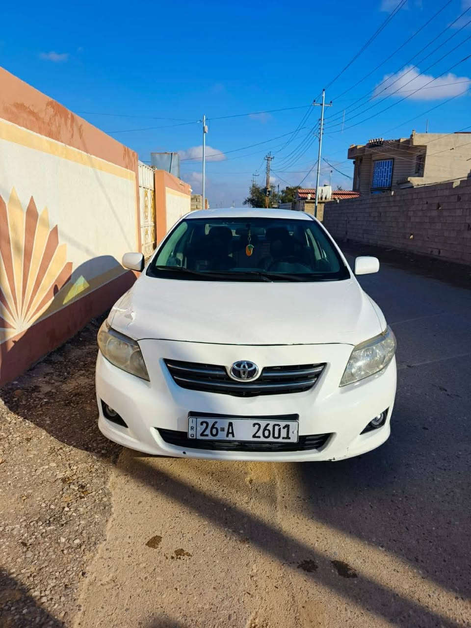 السلام عليكم من رخصة الأدمن 
كورلا موديل 2010 وارد امريكي فول مواصفات 
شاشه كامره خلفيه تدفئه تبريد ويل كب منضومه زنون رقم صلاح الدين انكليزي سنويه باسمنه ل30 بيها قطعتين فقط بونيد وباب السايق تبديل بدون دواخل كير محرك صدر امامي خلفي شرط السعر 120 وبيها مجال حك الجيه / العنوان بيجي للأتصال ***********
