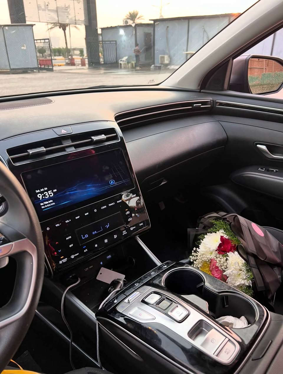 � للبيع | هيونداي توسان 2024 هايبرد (Hybrid)

✨ مواصفات كاملة 

✅ تشغيل بصمة (Keyless Start)
✅ رادار تنبيه
✅ تدفئة مقاعد
✅ السيارة مكفولة
✅ تحويل الملكية في اليوم التالي باسم المشتري
✅ ضربة خفيفة جدًا، موضحة بالصور بكل شفافية

💰 السعر النهائي: 220 ورقة (22,000 دولار)

📍 الموقع: بغداد

السيارة نظيفة وجاهزة للفحص في أي مكان، وما تحتاج أي مصروف.

📞 للاستفسار والاتصال : 
*********** بغداد, العراق
