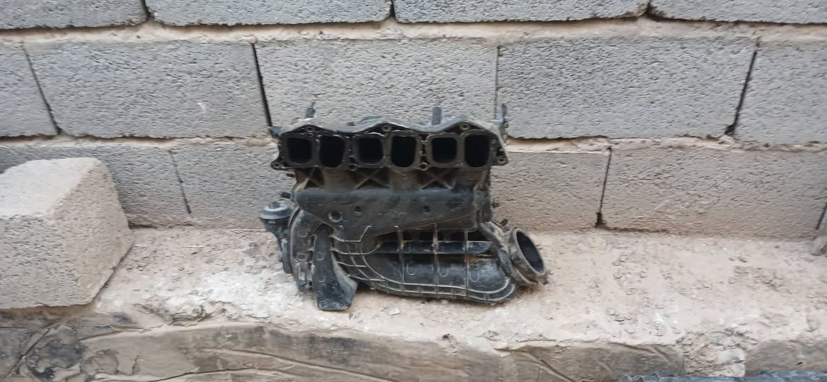 ثلاجه مال سنتافيا موديل ١١
براد دهن سنتافيا 
مال محرك ٣٥٠٠
بنكه محرك سنتافيا 
قيم بالي يرضه بي ربك وابيعلك 
*********** واتساب بي هذا الرقم
