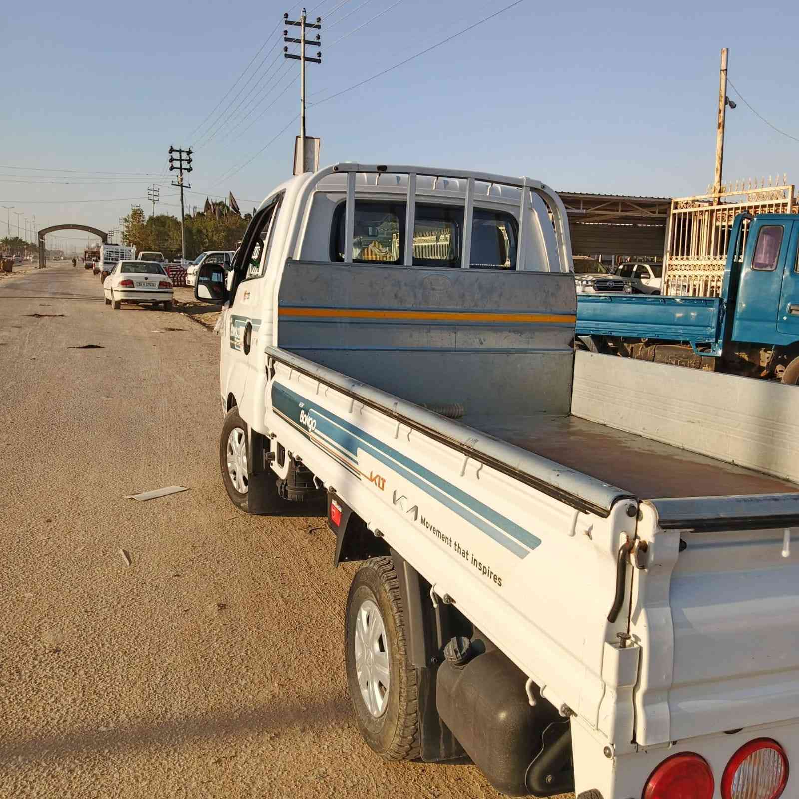 السلام عليكم من رخصت مدير الكروب كيه موديل 23باب أول سياره خير من الله رقم بابل سنويه ل28 مكان ديوانيه قضاء المهناويه الرقم *********** السعر 152 وبيهه مجال لشراي
