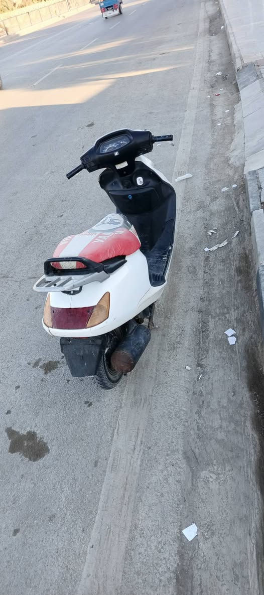 سبيسي ياباني مفتوحه مره قفلهة 300 مكاني انوار دراجه ممغسوله
***********
