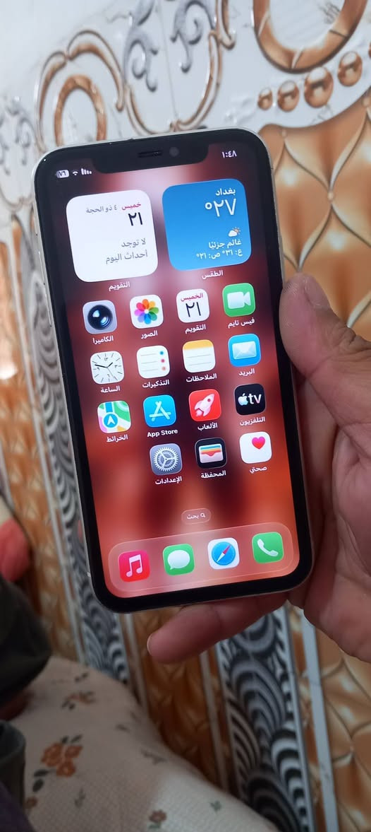 سلام عليكم جهاز 11عادي ذكراه 128جهاز مكفول كله 
بطاريه 100مدله شركه سعر 250
تصال *********** واتساب
