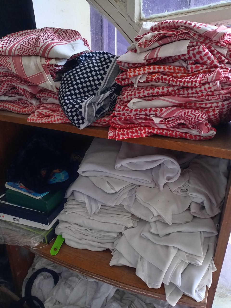 يوجد دشاديش خليجي وكلابيات ويشامغ الوان
بأسعار مناسبه جدا
الدشداشه ب٧
الكلابيه ب٣
واليشمغ احمر وابيظ وغتره ب٥
العنوان
محل الخليج ابو شهاب
حديثه سوق الحي العسكري مقابيل مدرسة البسمه للبنات العماره الصفراء


**إذا كنت صاحب هذا الإعلان وتريد حذفه لأي سبب، رجاءا أرسل رسالة إلى الدعم الفني**