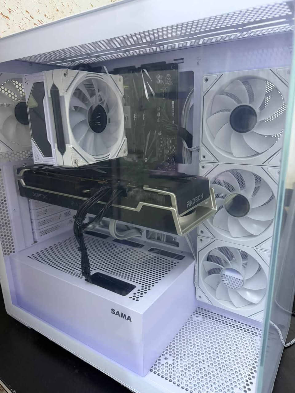 Rx 6750 12 gb
R5600 tray
Ddr4 8x2 
Nvme 1,tb gen 4 بغداد, العراق


**إذا كنت صاحب هذا الإعلان وتريد حذفه لأي سبب، رجاءا أرسل رسالة إلى الدعم الفني**