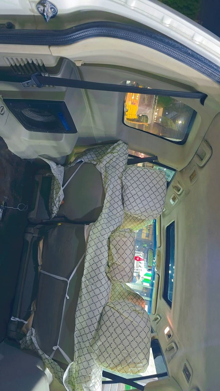 باجيرو (حبتور )
موديل2010 

المكينه:3800 6v
 
السياره كفاله  عدى تكمه لي ورى سايق اربع 🤚 صابع فقط  

اللوحة: بغداد  
-فتحة سقف 
-كاميرا
- 8ايرباك
-ثلاجة
-7راكب
-دمام خلفي
-زراك لايت 
-حساسات
-كشنات جلد اصلي شركه بعدهن 
-فول تحكم ستيرن 
-لايت زينون 
-مري شفط+ ترحيب
- 3 قطع تبريد ثلج 
-كراسي  كهرباء+ كرسي L-R
-كشافات 
-فول نيكلات
-مري اشاير
-شاشه تاب 
- دشبول مطعم بالصاج 
- دبل دفلوك 

—————————
للاستفسار ***********
  العنوان بغداد   
   السـعر  135$
