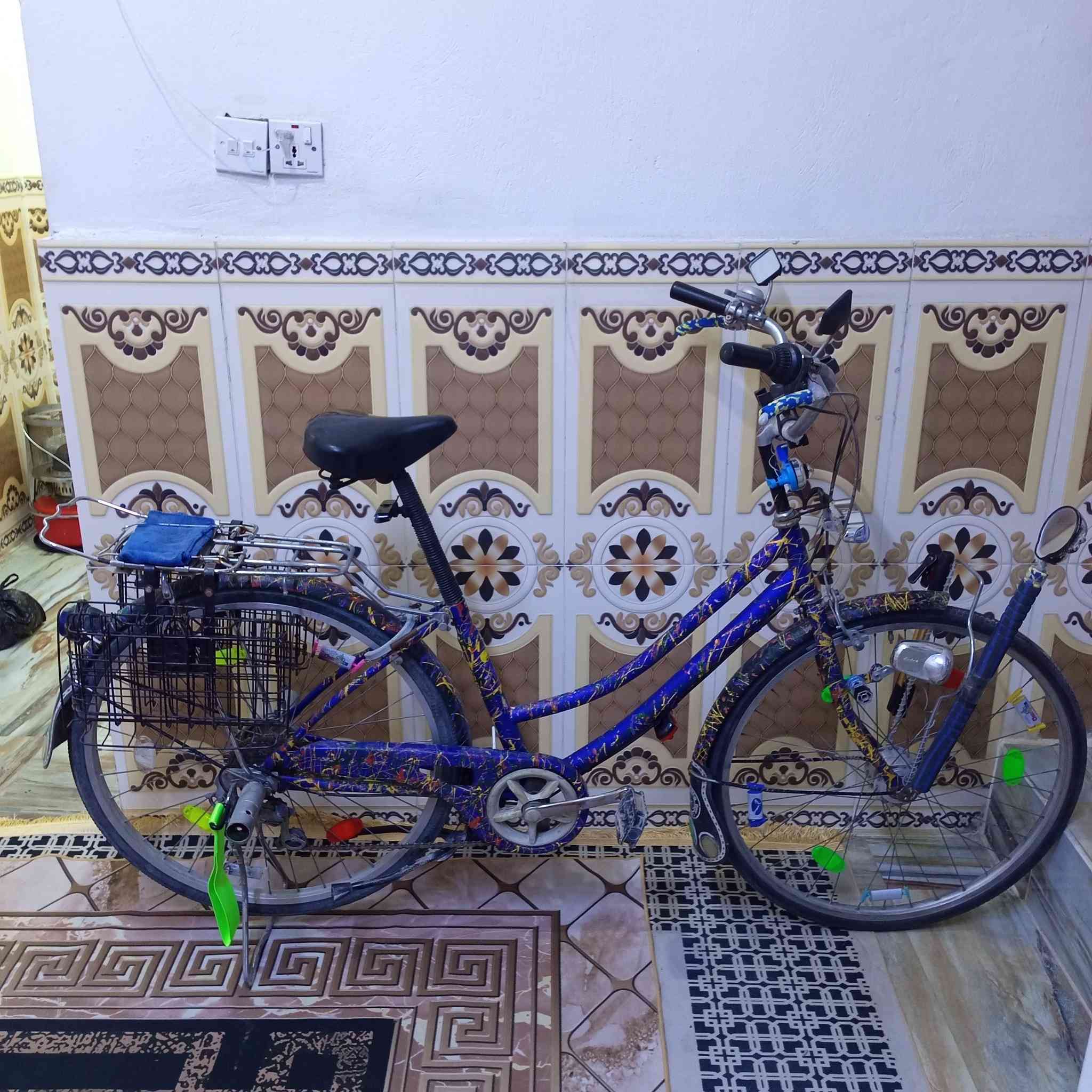 السلام عليكم بايسكل للبيع نظافه فول الباسكل اقبال عينك حجمو26 الاتصال على هاذا الرقم ***********
