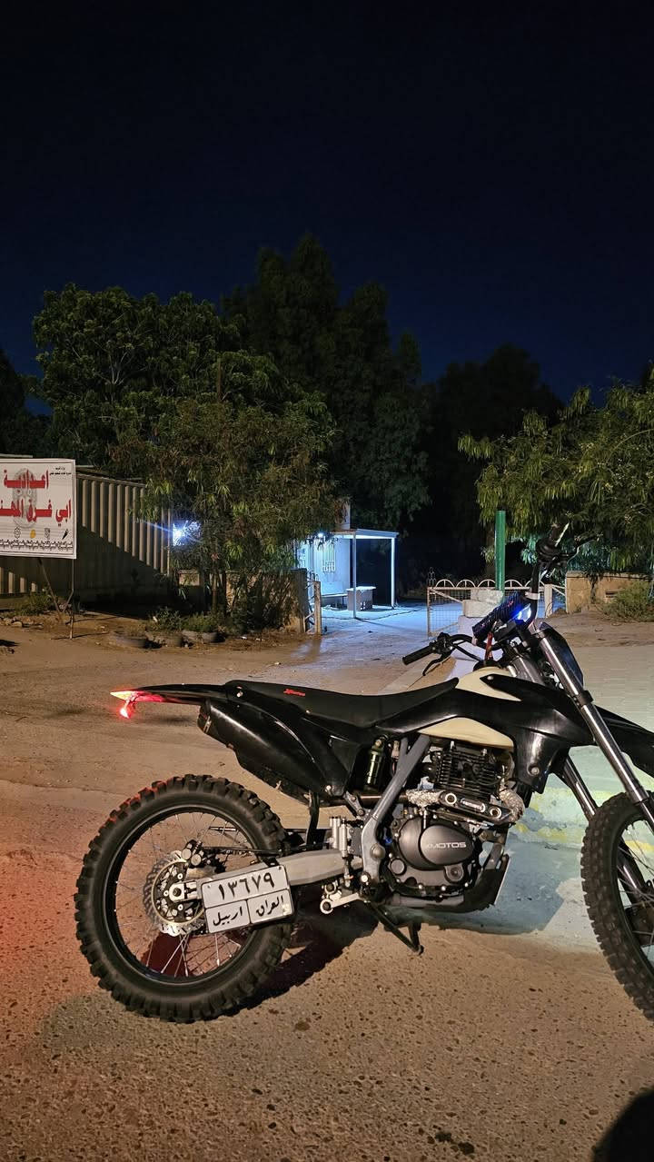 قفاز Xmotos 300cc للبيع رقم وسنويه مكاني بابل نضافه 80 % رقمي ***********
