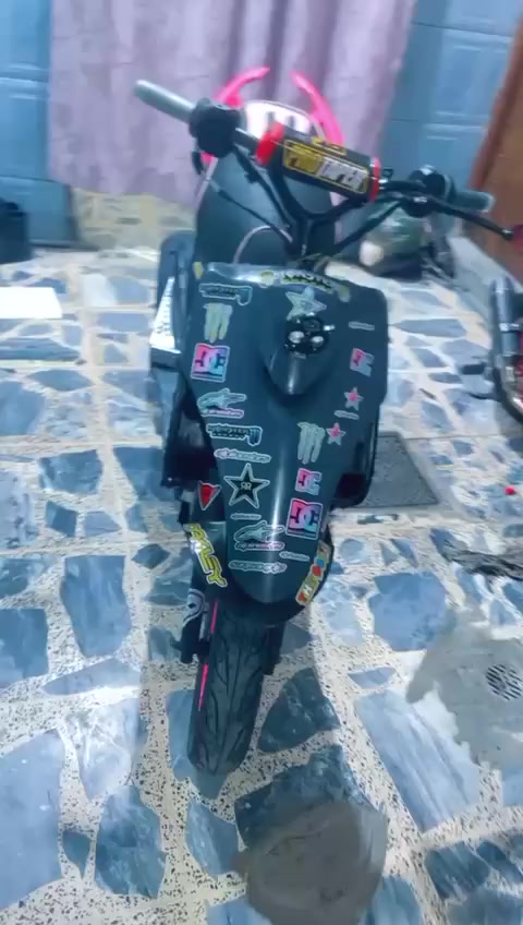 دراجة ماكس عدله السعر 600وبيه مجال المكان بغداد الغزاليه الهياكل ***********رقم الهاتف وبي واتساب
