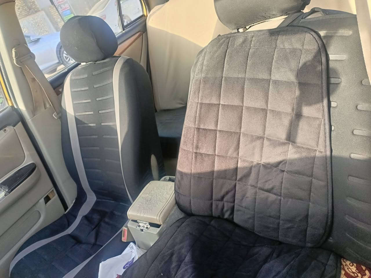 ليفان محور كير ومكينه كورله اوتوماتيك موديل 13 حداديه نص عمر التبريد عوزه بس شد  بواري وقاز ولكشره شوف العين السعر ٣٢وبيه مجال عليه هياه ٦٠٠ وقرامه 300 اني اتحمله رقم ***********
