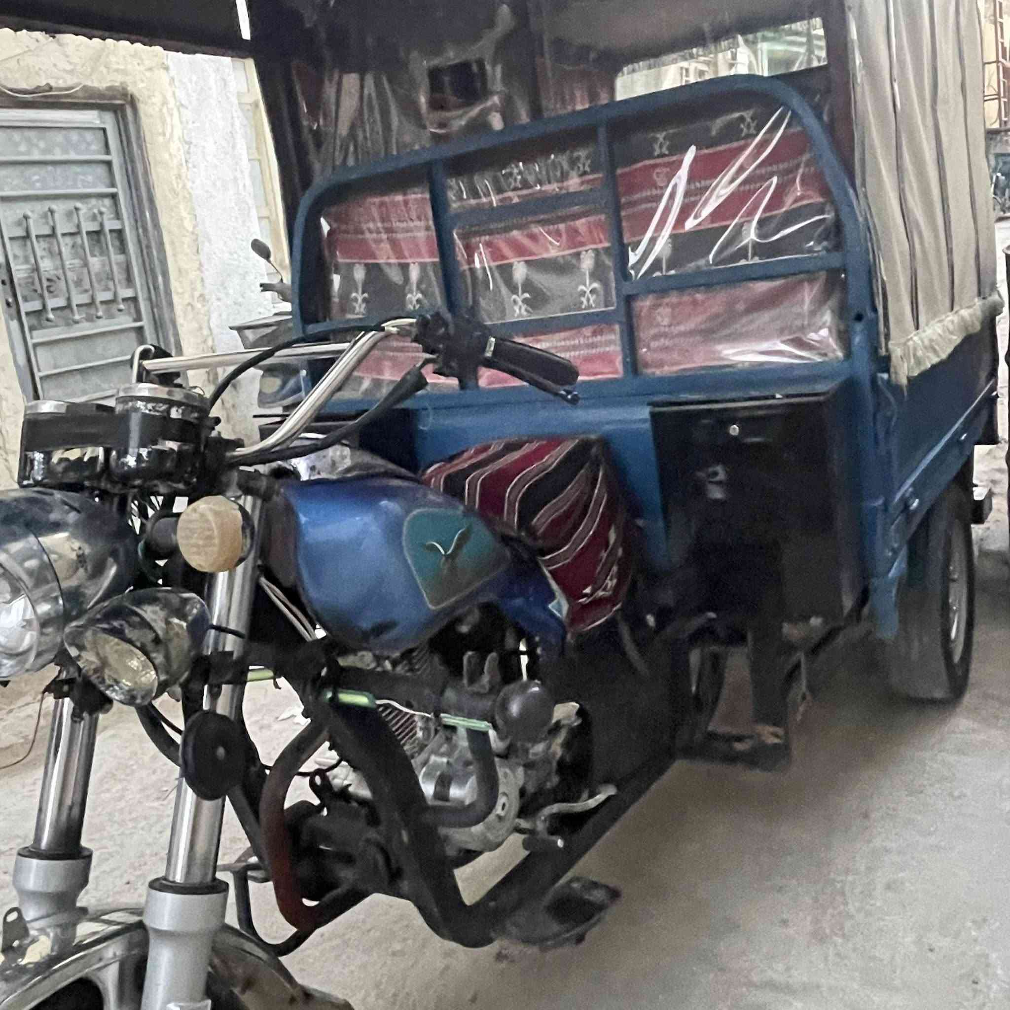 السلام عليكم ستوته  موديل 2018 اوراق اصولي وبيهة مكينه 2023 الشواصي جديده مابيه قطره لحيم وبيهة محجر ودوشمه جديده)السعر 1300 وبيهة مجال حك الجيه مكاني كربلاء الجاير قرب اسواق تفاحه رقمي ***********
