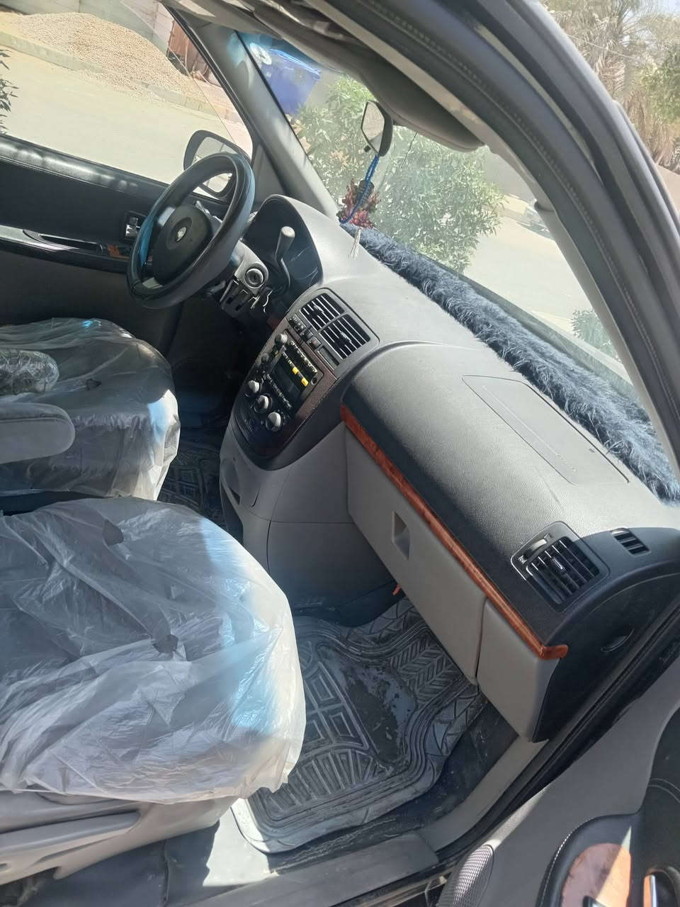 سياره بلاندر للبيع سياره حداديه كير مكينه خير من الله صبغ حزام للجماليه بدون حادث كهربائيات كله شغاله تبريد نقص بولبرين كمبريسر عنوان كربلاء قرب كراج الموحد *********** السعر65 بيه مجال @@
