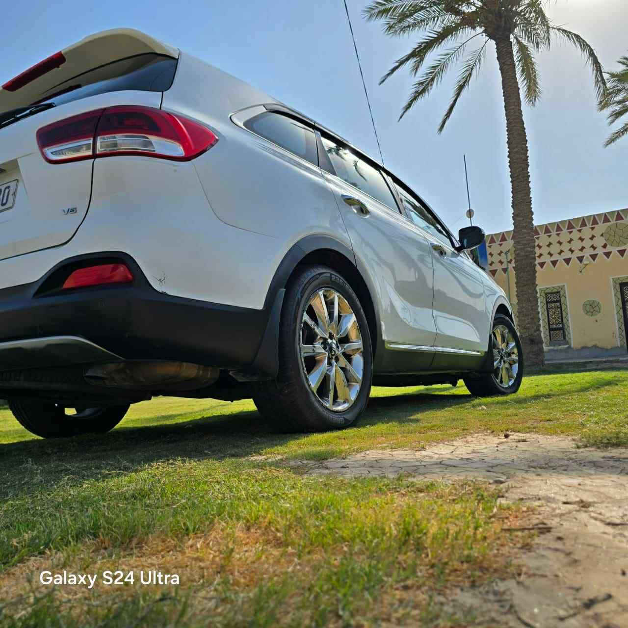 السلام عليكم كيا سورنتو خليجي للبيع
١٦ ماشيه ١٥٥ متعهد بكلشي بسمي سنويه جديده عنوان بابل جبله السعر ٢٠٥ تصل ودلل ***********//***********
