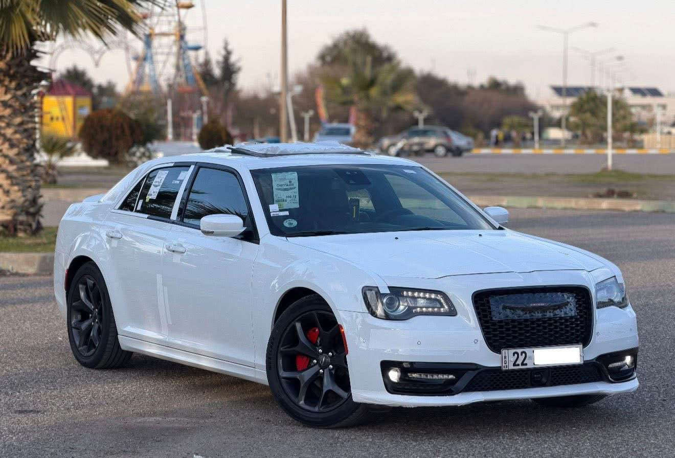 للبيع 
كرايسلر اوباما 
موديل 2021 وارد كندي Red line
داخل احمر بلادي السياره نظيفة كلش . 
ماشيه 62 الف 
السيارة بأسم المالك  وتحويل ثاني يوم .

فول موصفات للاخير 1/1 

اعلى مواصفات .
.
للاستفسار فقط واتساب على الرقم 
*********** أربيل, العراق
