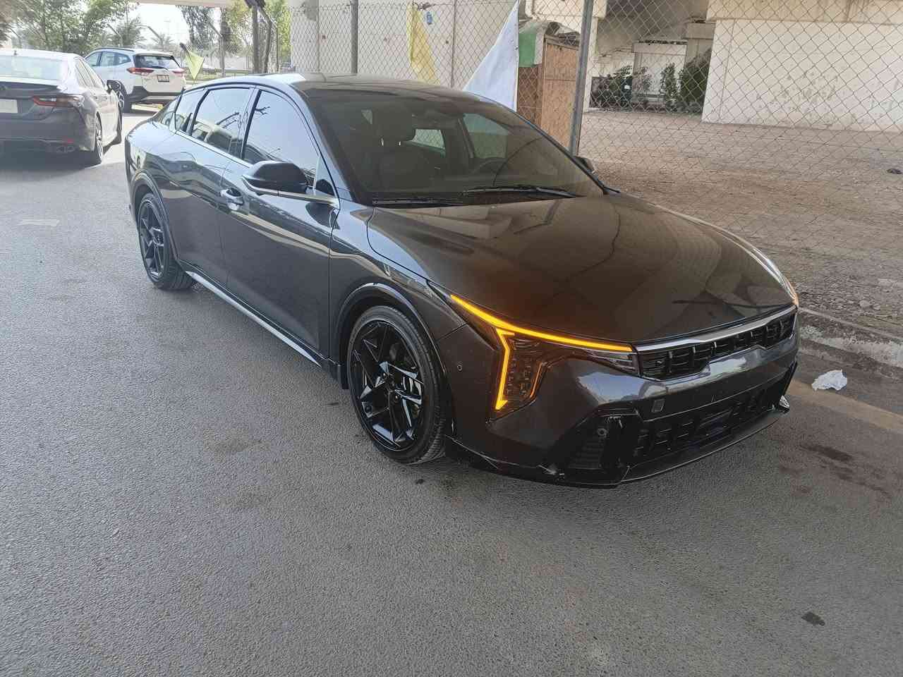 فئة SX أعلى مواصفات بالـ K4 🔥 محرك 1600 تيربو كير ATM
فحص موقت السياره بدون رقم اني المستورد

فول مواصفات للاخير أعلى فئة
الدواخل  جلد أحمر 
بانوراما 
رادارات فول
إضاءة محيطية
تبريد تدفئه بالكشنات
لايتات زينون اصليه 
ميموري خزن كشنات 
شاشه كاربلي 
شاحن وايرلس
أو بعد بيه هواي مواصفات 

الحادث 
السيارة بيها تصليح خفيف بالبنيدوالباب الخلفي جهة السايق
بدون ايرباك السياره
اللايتات أصلية بدون دواخل
وشخط بسيط بقبق الصندوق أثناء النقل وانصبغ على كده
السعر 17500$ وبيه مجال 
للتواصل ***********
