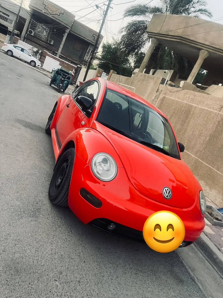 للبيع السياره مديل 2001 بيتل
السياره ماشيه 90000 كيلو
مكانها الشرطه الخامسه 
***********
رايدها 65 ورقه 
السياره بدون صبغ مغلفه تغليف طماطه بلونها كامله
وبيها مجال السياره رقم انكليزي كامل تحويل مباشر
