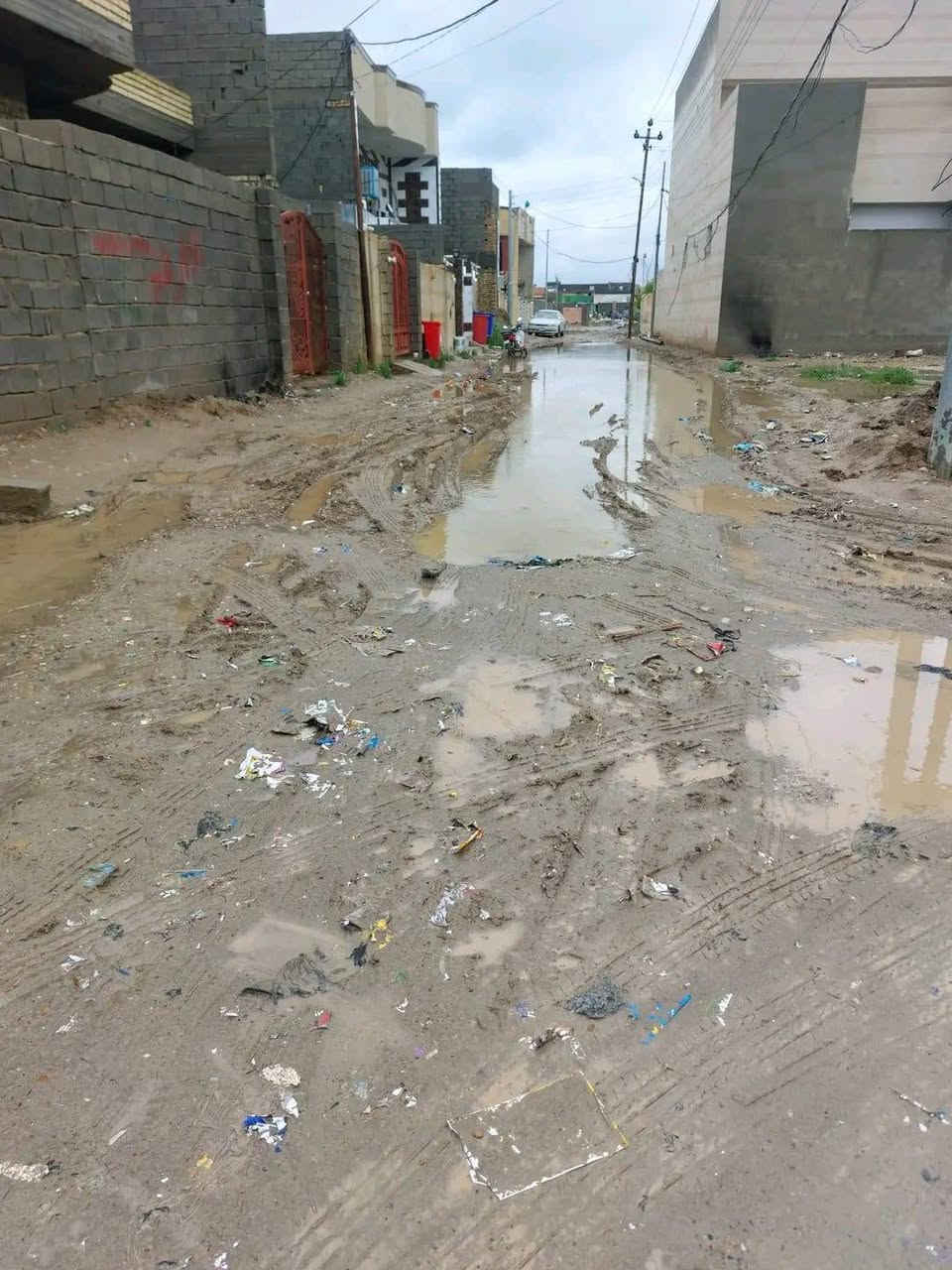 منقله كباب للبيع سعرها 25 الف مكاني بلد شارع السكلات مجاور جملون الجبس *********** موجد ليل ونهار
