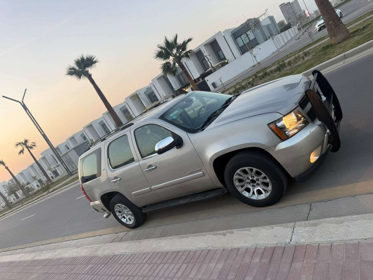 السلام عليكم تاهو 2007 فول موصفات LTZ كير مكينه جديدبيه قطع صبغ انطيه  عام بدون دواخل بدون حادث خليجي سنويه هزه جديده تحويل ثاني يوم بسمي مكاني حي العامل سعر155 ***********
