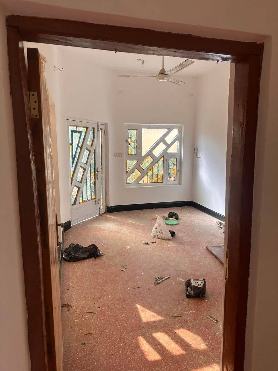 اللهم صلى على محمد وال محمد 
 مشتمل للايجار المساحة 100م يتكول ط1 من استقبال وصالة ومطبخ وصحيات ط 2 غرفتين نوم مشتمل جديد العنوان المتميزين مقابيل شارع القاضي
الاستفسار اتصال او واتساب 
***********
ملاحظة نستقبل جميع العروض في
محافظة واسط 
مكتب عقارات دار واسط
