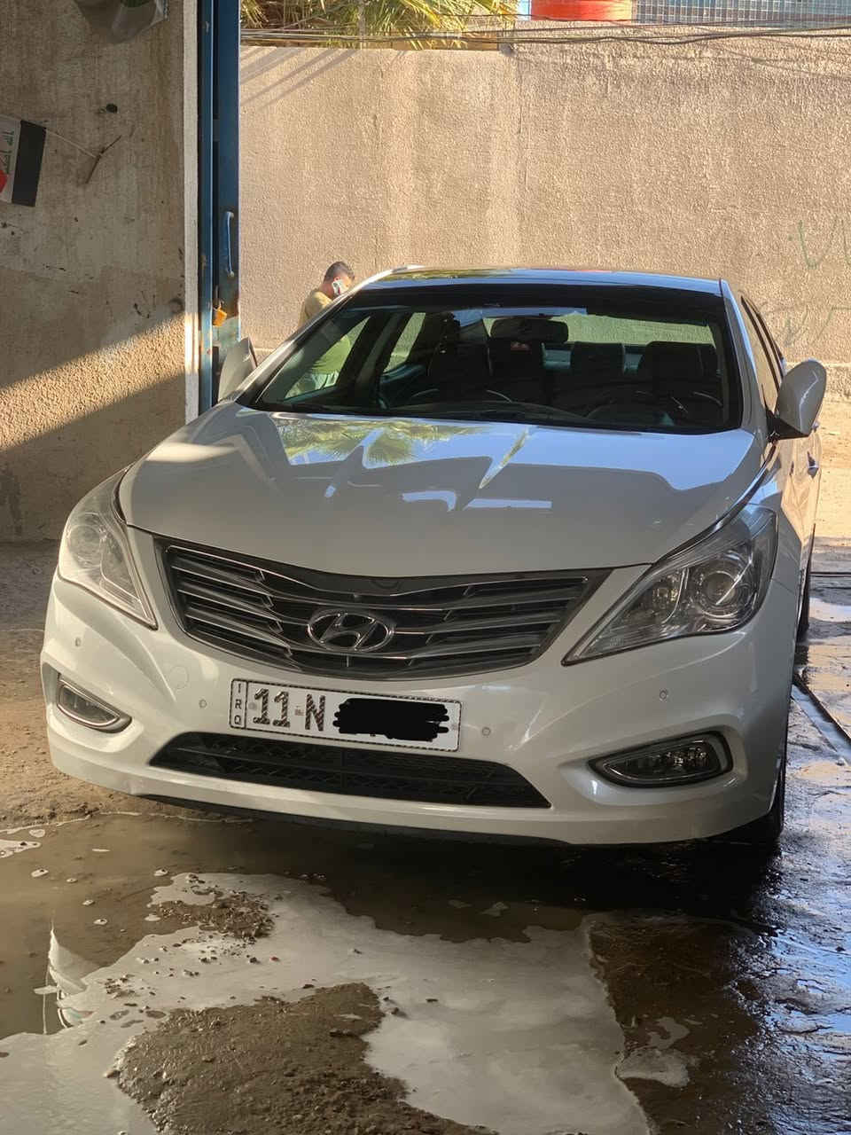 سلام عليكم
هيونداي ازيرا2014خليجي للبيع او مراوس حسب القناعه 
فول مواصفات
بصمة
بنوراما
كشنات جلد كهرباء
بردات عدد3
مري كهرباء
حساسات اماميه خلفيه
كشنات تدفاء وتبريد 
تبريد قطعتين
مانع انزلاق
محرك3.0/v6
ماشية42الف
رقم بغداد جديد
باسمي تحويل مباشر
سياره بيها بارد موضح بلصورة
السعر165وبيها مجال حك الجيه
مكاني بغداد 
***********
