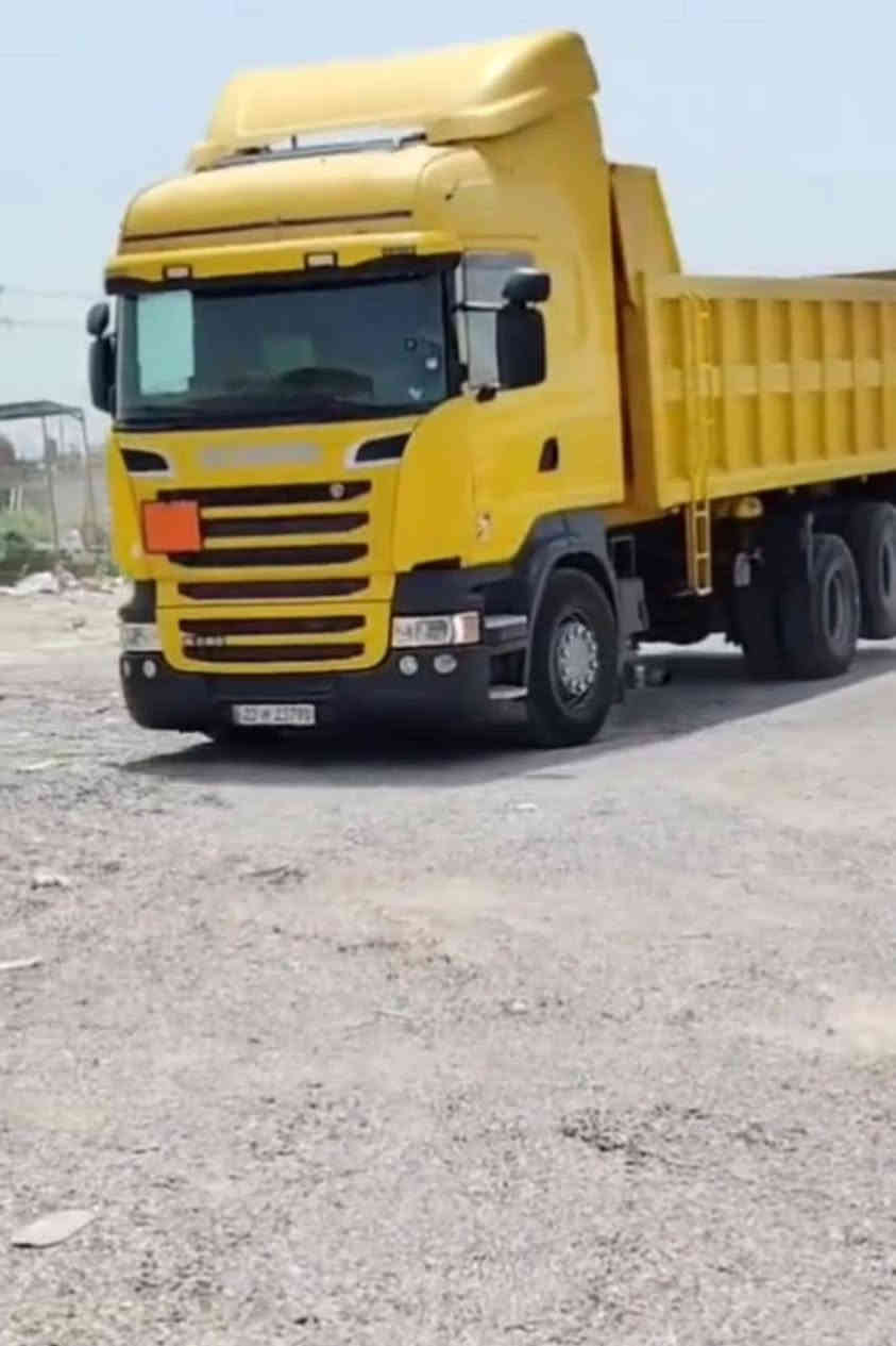 السلام عليكم 
سكانيا 2013 للبيع R500 مكفولة كفالة عامه
بدي عادل الدفاعي تخم تاير. رتايدر كير اوتو 
الاستفسار. ***********
